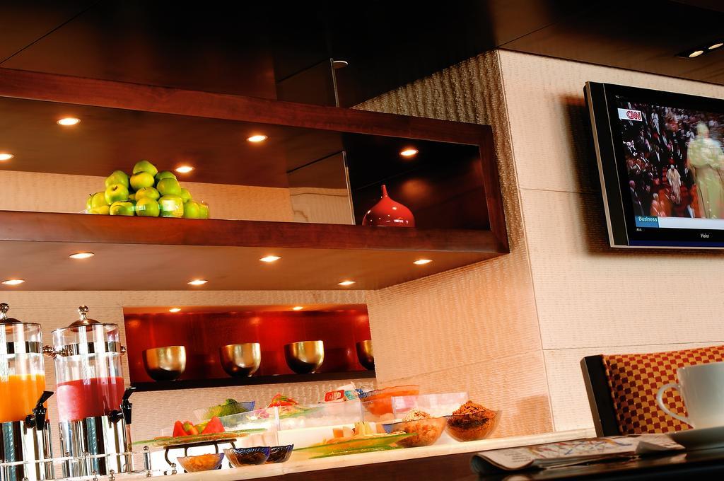Union Square, Shanghai Pudong - Marriott Executive Apartments Restaurant photo